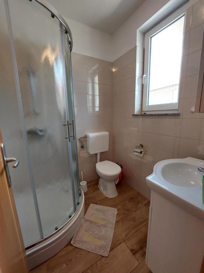 Apartments Velinka Mundanije Eksteriør bilde